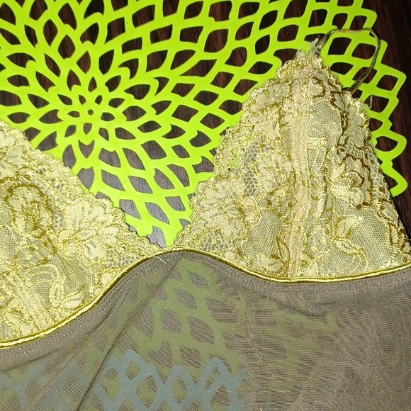 Shier adjustable strap lingerie - Picture 9 of 16